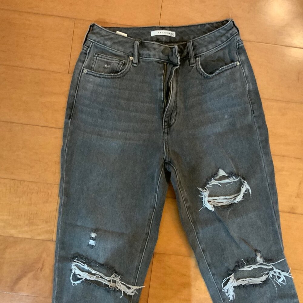 Pacsun mom jeans size 26